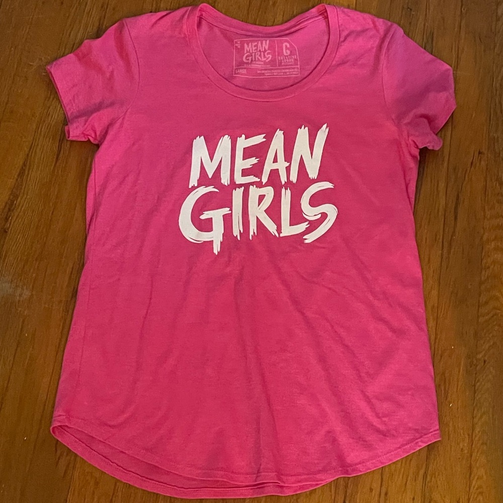 Woman’s Mean Girls on Broadway Authentic Tshirt Size Large